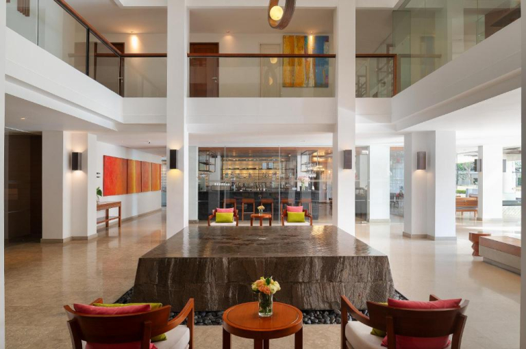 Woodlands Suites  