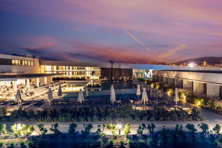 Gennadi Grand Resort Hotel