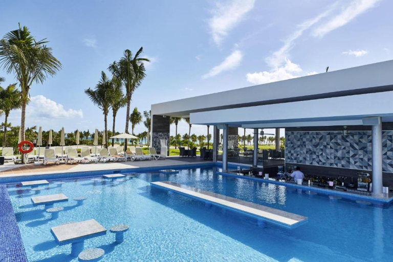 RIU Dunamar