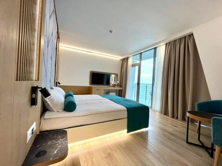 Sol Marina Palace Hotel