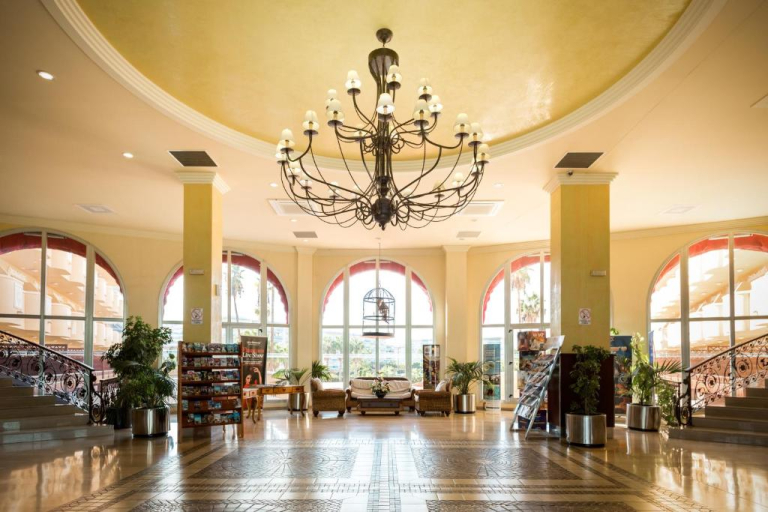 Ohtels La Hacienda