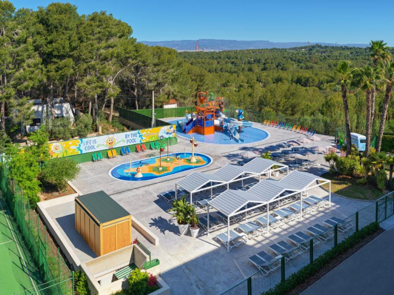 H10 Mediterranean Village