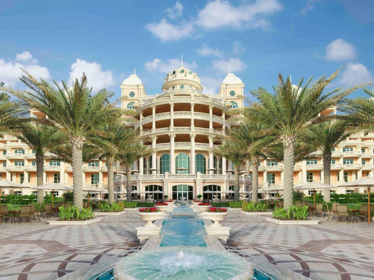 Raffles The Palm - Resorts in Dubai