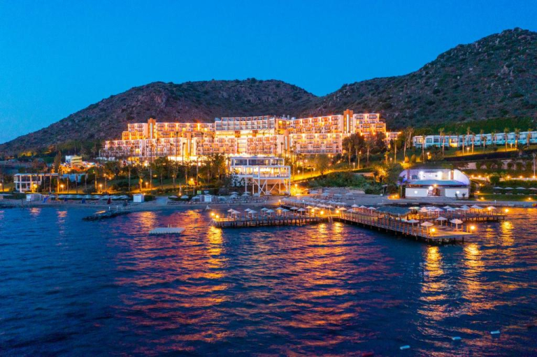 Kefaluka Resort Hotel