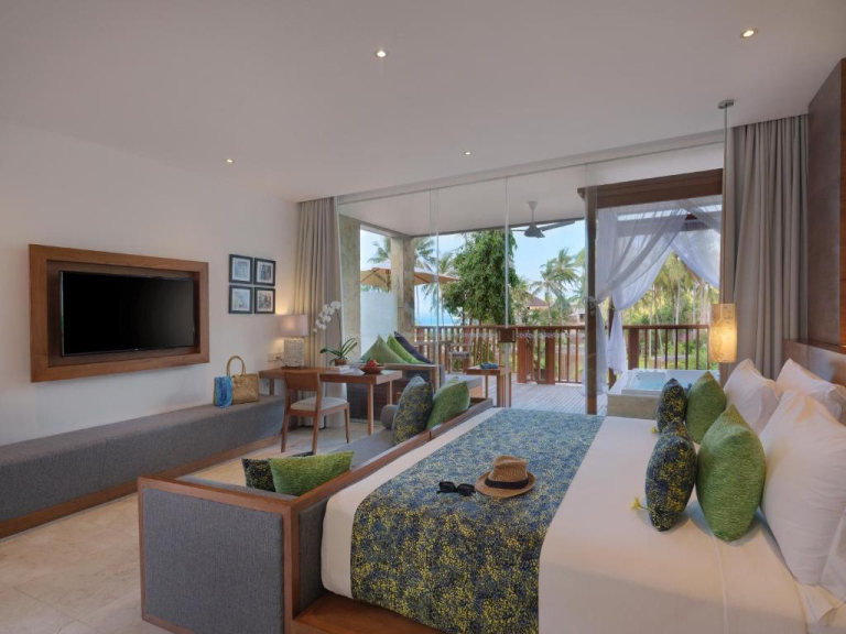 Candi Beach Resort & Spa