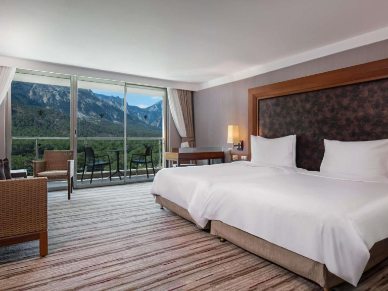 Rixos Sungate - The Land of Legends Access