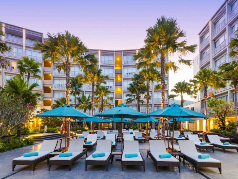 Grand Mercure Phuket Patong 5*