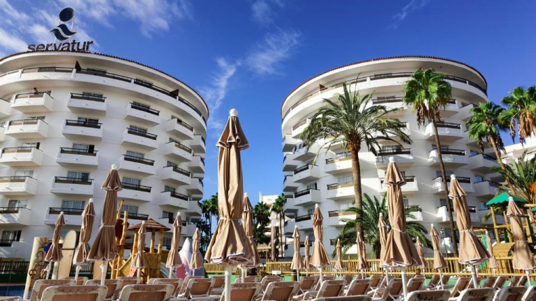 Servatur Waikiki