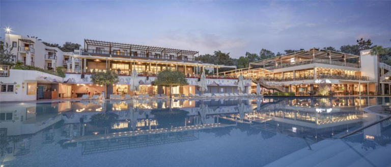 DoubleTree by Hilton Bodrum Isil Club Resort