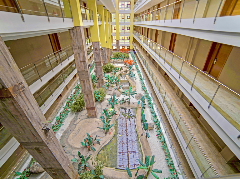 Holiday World Polynesia Hotel