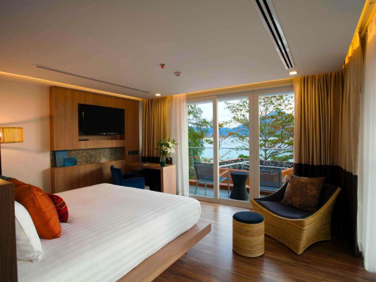 Novotel Phuket Kamala Beach