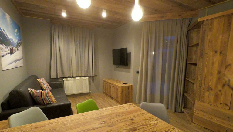 Living - Palu - Emma Apartments