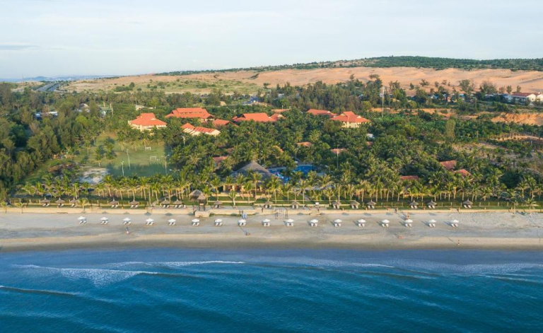 Pandora Sandhill Mui Ne & Beach Side Retreat Resort
