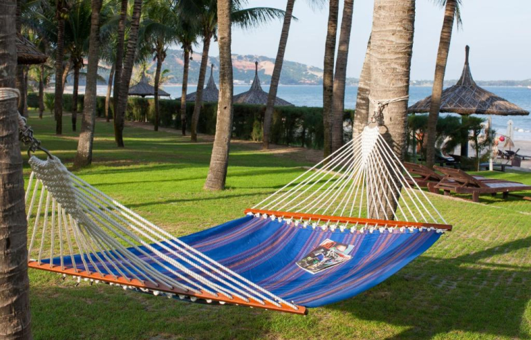 Pandora Sandhill Mui Ne & Beach Side Retreat Resort