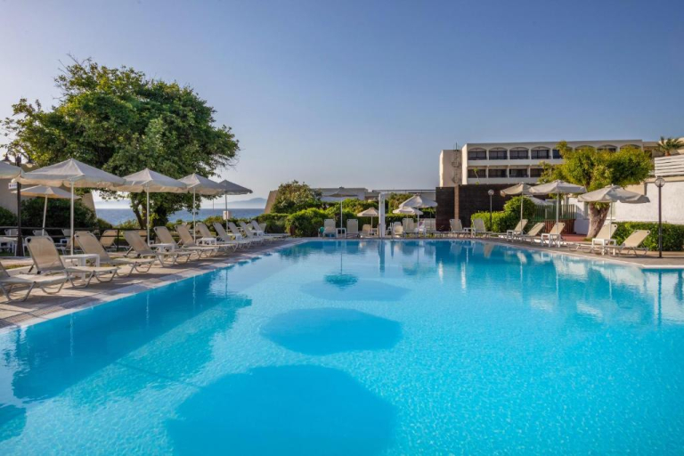 Sol by Melia Cosmopolitan Rhodes