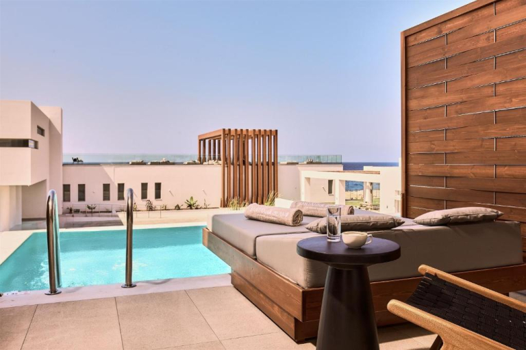 Enorme Santanna Island