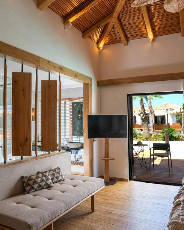 Stella Island Luxury Resort & Spa