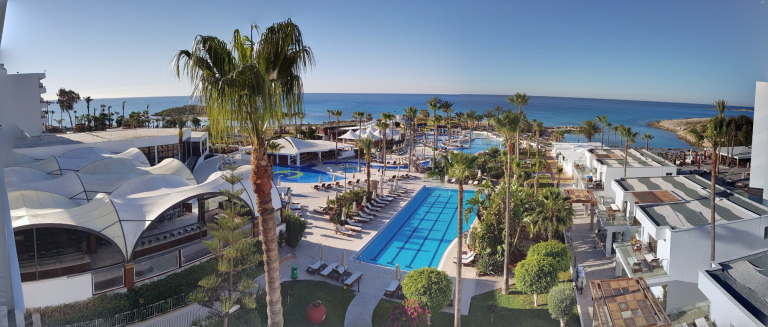 Adams Beach 5*