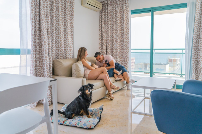 Magic Atrium Beach Apartments 3*