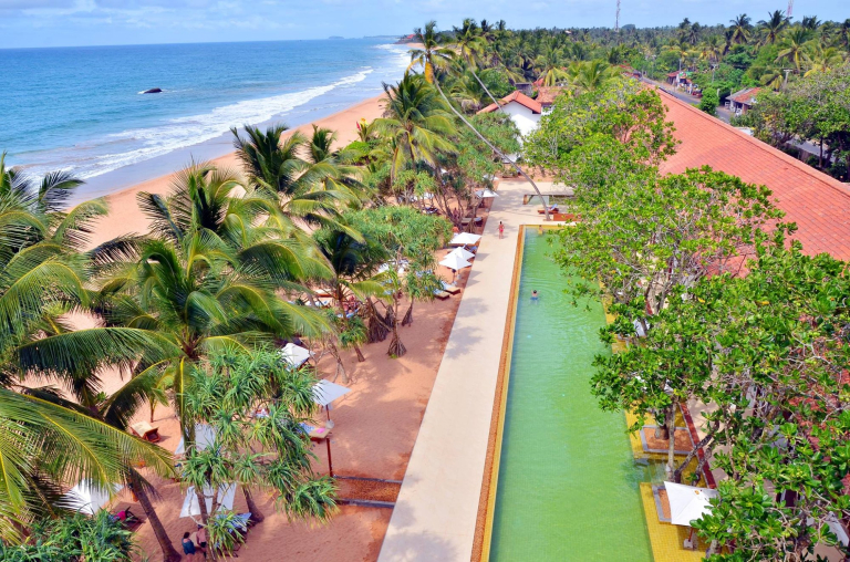 Pandanus Beach Resort & Spa 3*