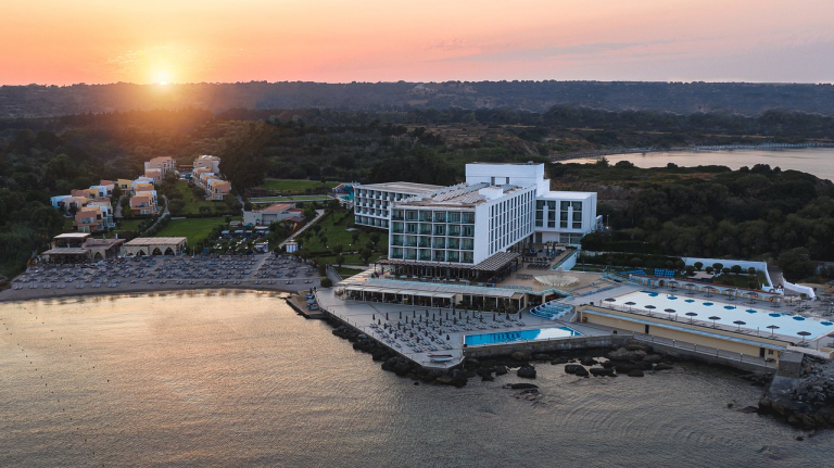 Eden Roc Resort 5*