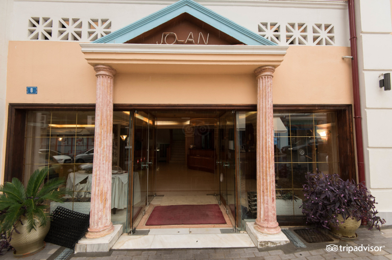 Joan Palace 4*