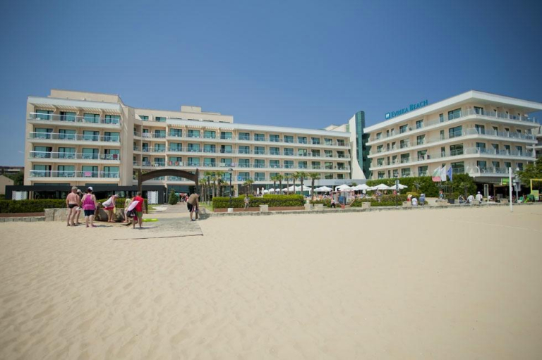 DIT Evrika Beach Club Hotel