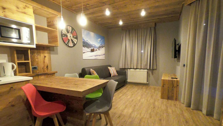 Living - Palu - Emma Apartments