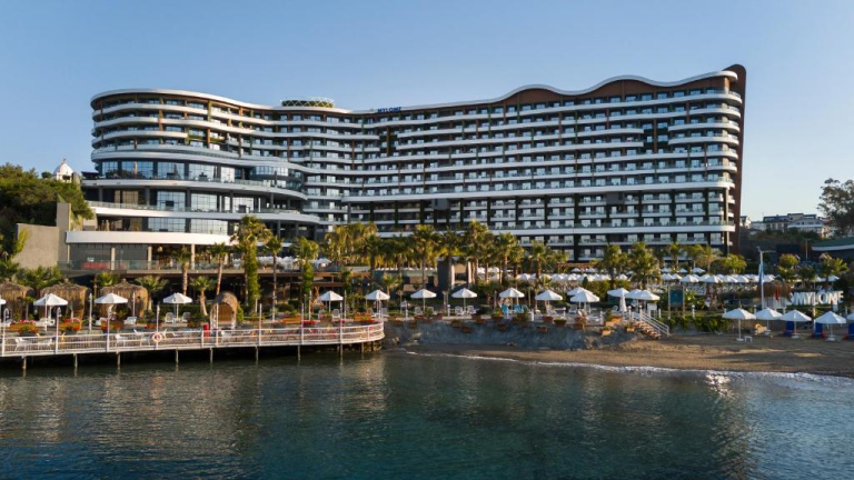 Mylome Luxury Hotel & Resort