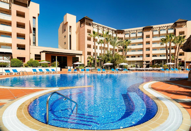 H10 Salauris Palace 4*