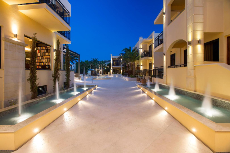 Atlantis Beach Hotel & Spa