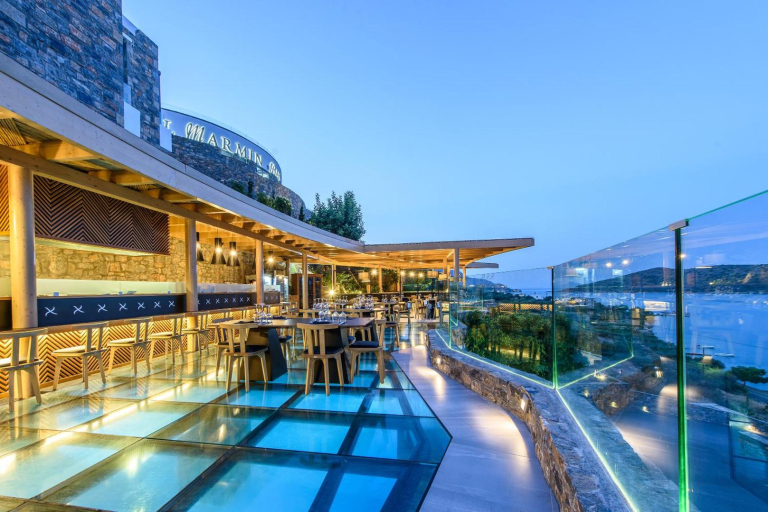 Royal Marmin Bay Boutique & Art Hotel