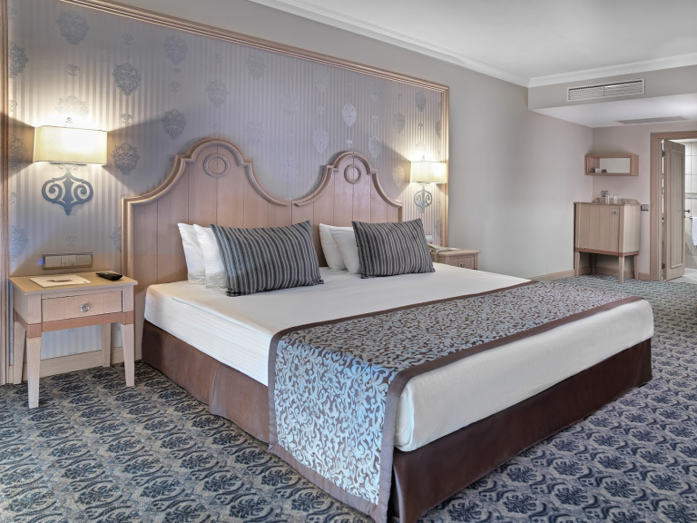 Starlight Resort