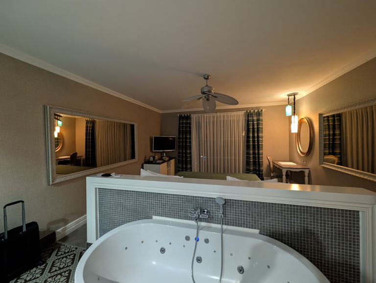 Rubi Platinum SPA Resort & Suites