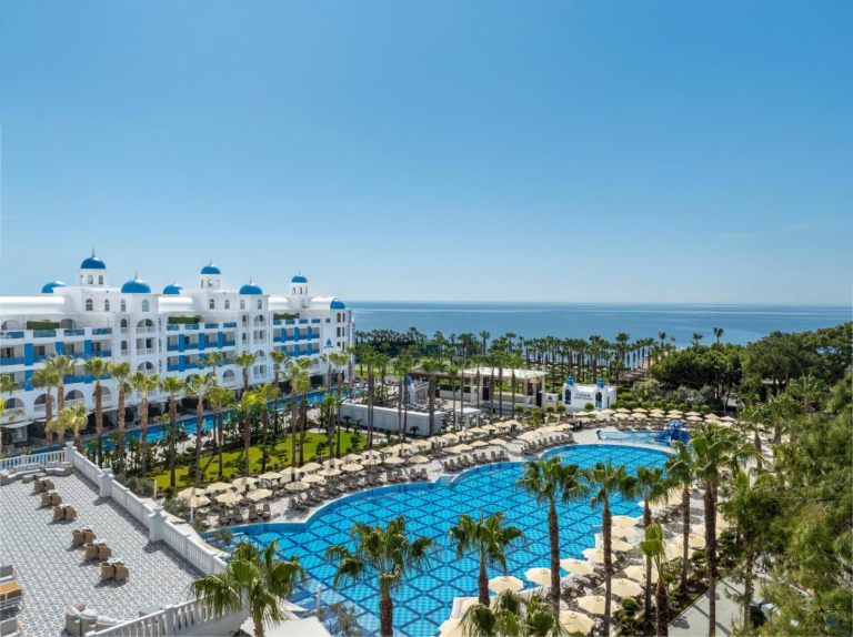 Rubi Platinum SPA Resort & Suites