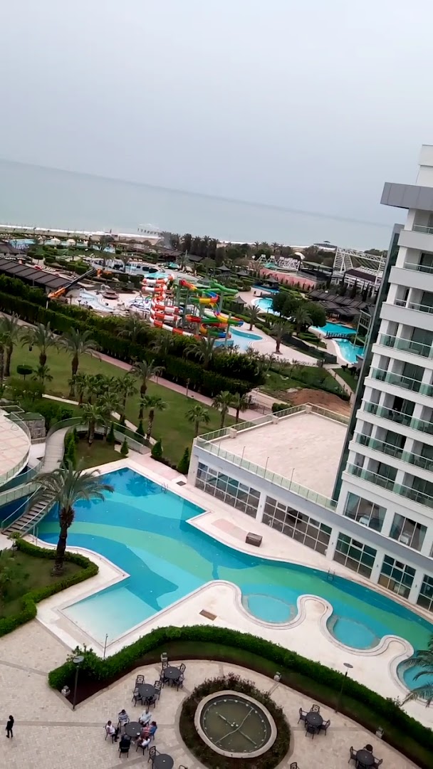 Sherwood Exclusive Lara