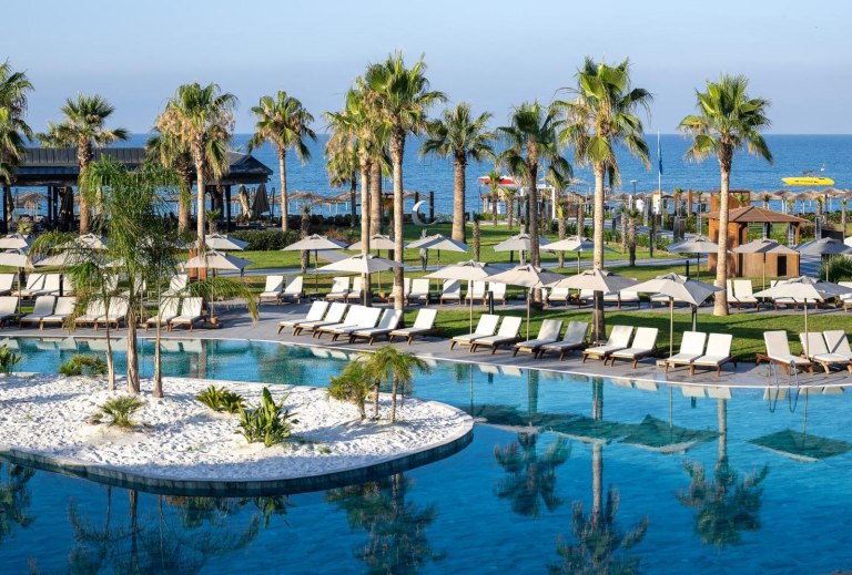 Lago Hotel