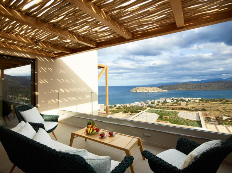 Cayo Exclusive Resort and Spa