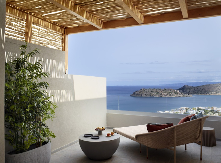 Cayo Exclusive Resort and Spa
