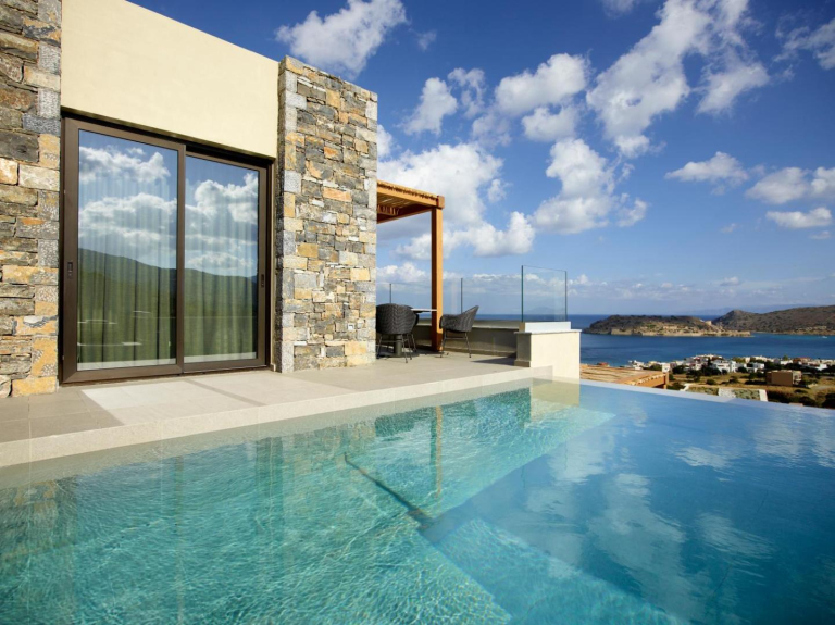 Cayo Exclusive Resort and Spa