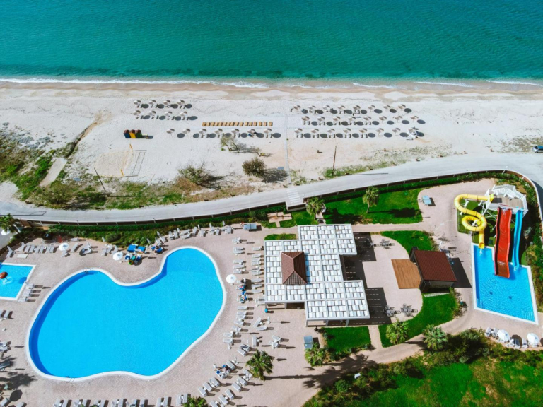 Almyros Beach Resort & Spa