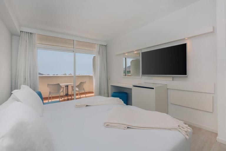Iberostar Waves Bouganville Playa