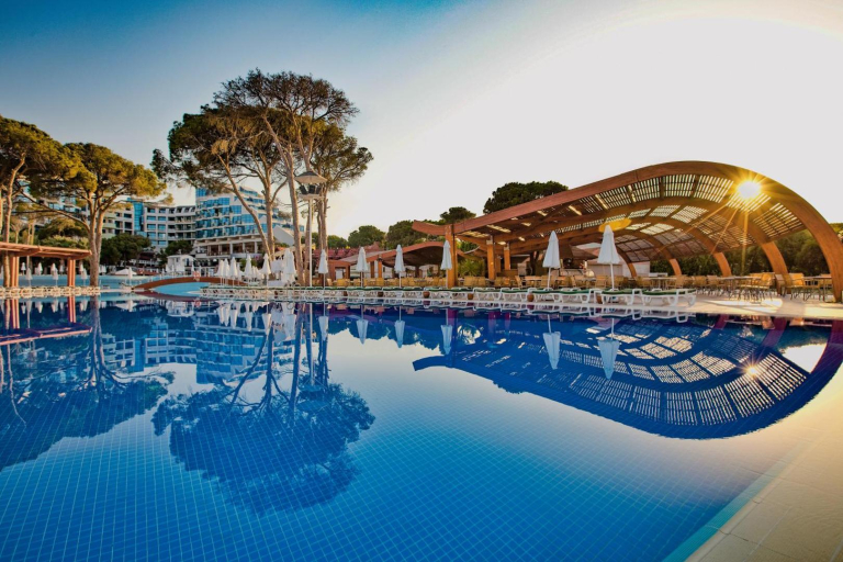 Paloma Sencia - Ex. Cornelia De Luxe Resort