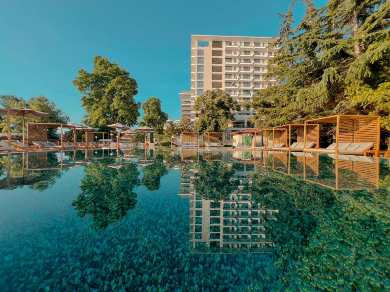 GRIFID Metropol Hotel