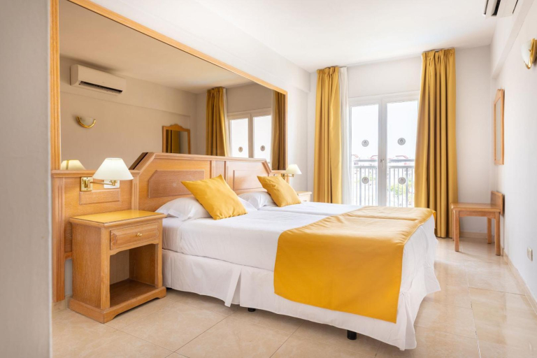 Villa De Adeje Beach