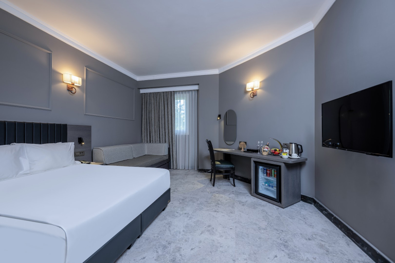 Adora Hotel & Resort