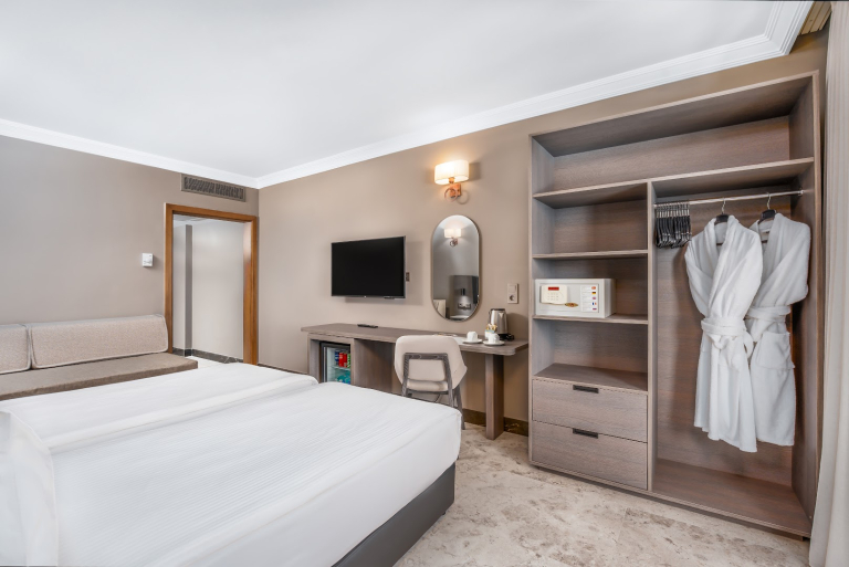 Adora Hotel & Resort