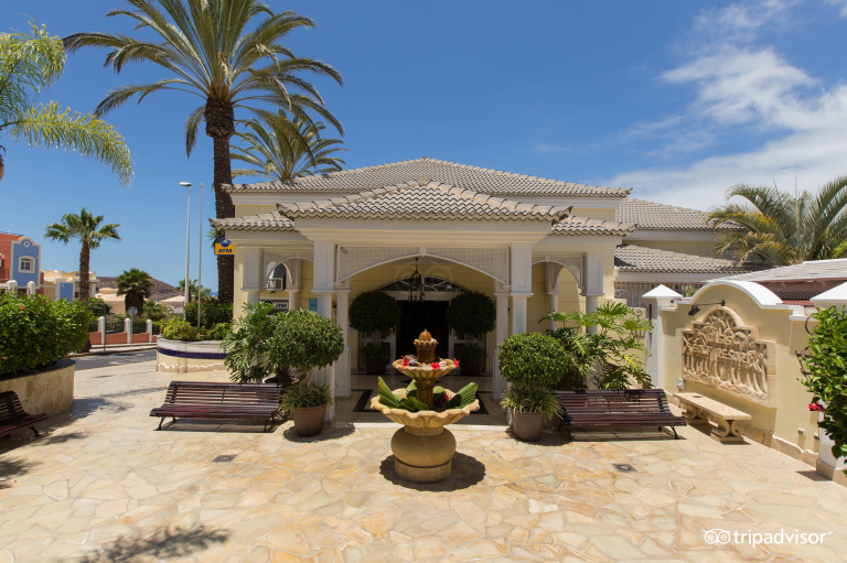 Gran Oasis Resort