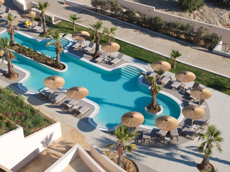 Oros Luxury Beach Resort