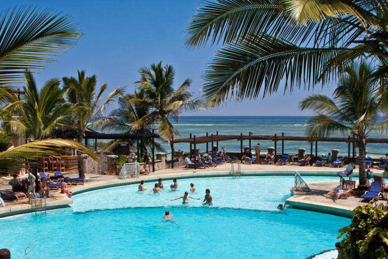 Leopard Beach Resort & Spa